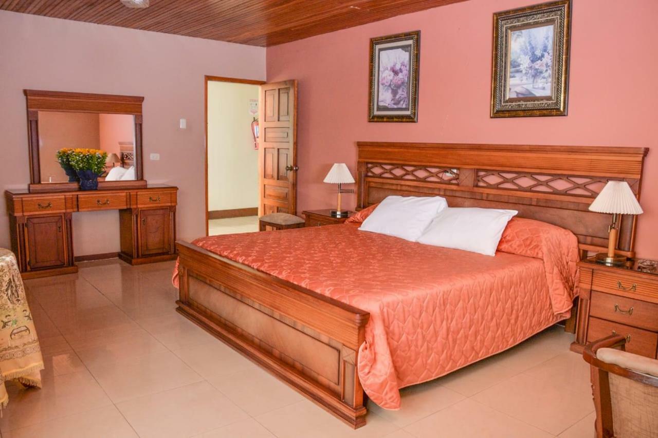 Hotel Olimpico En Quevedo Eksteriør bilde