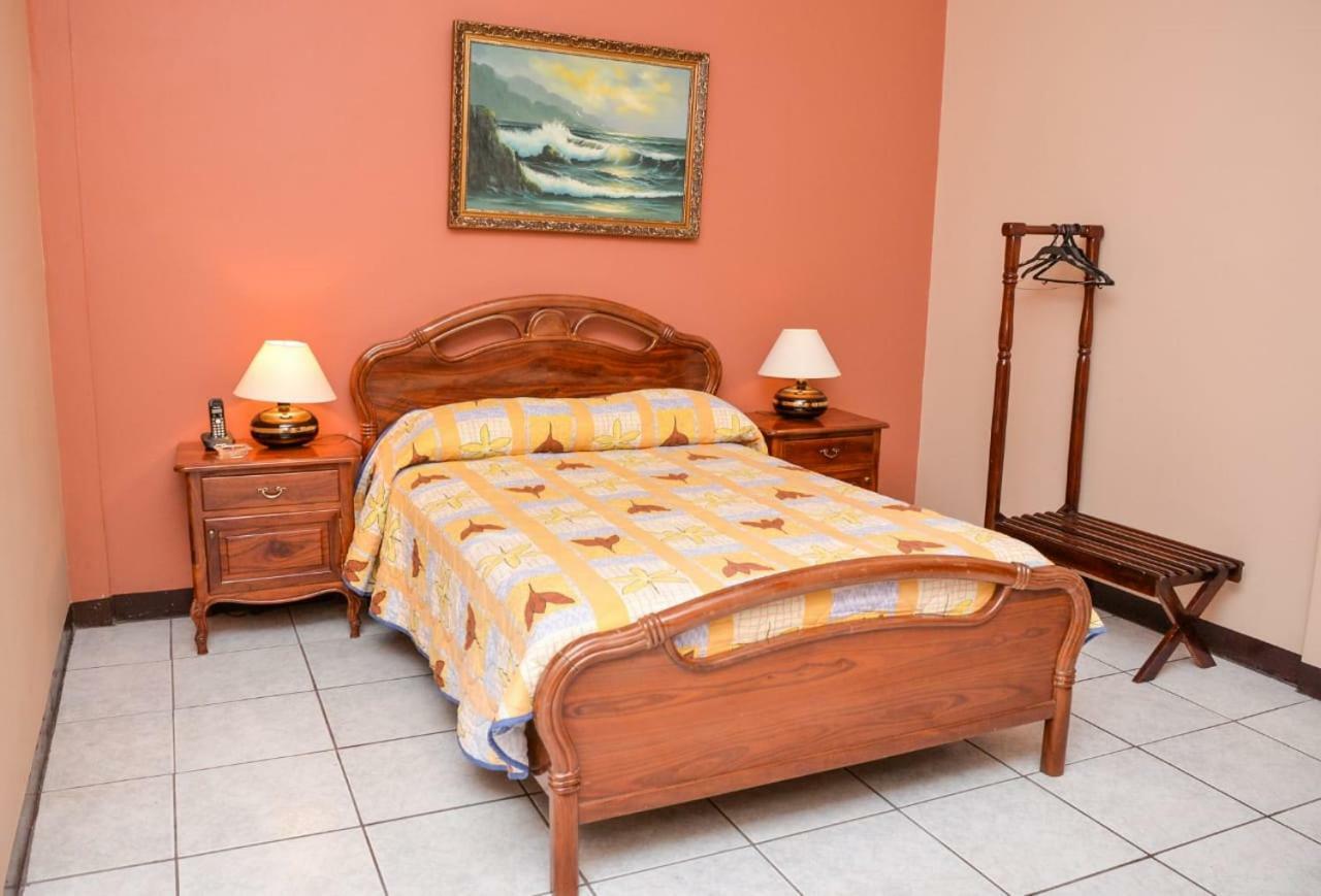 Hotel Olimpico En Quevedo Eksteriør bilde