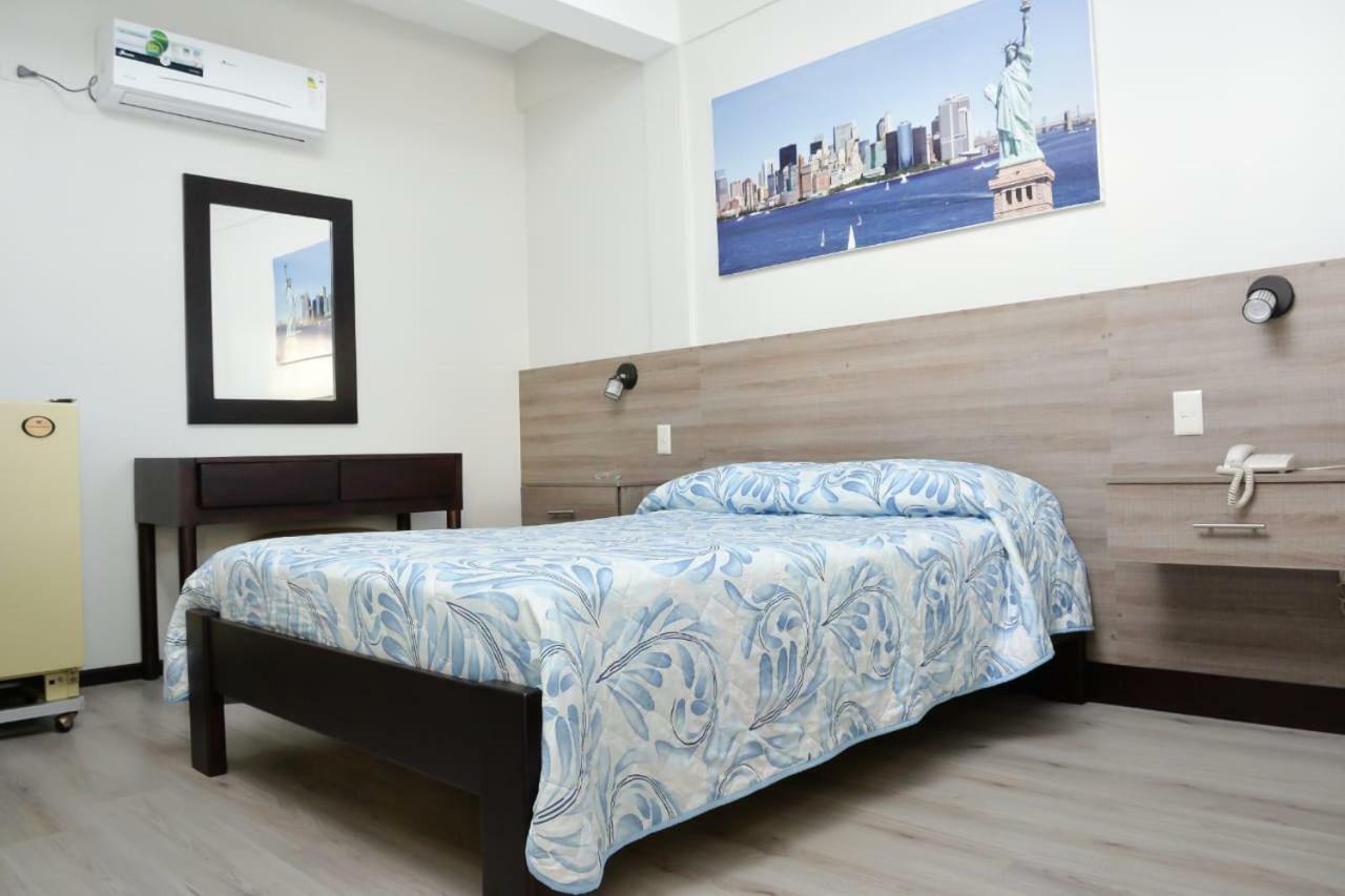Hotel Olimpico En Quevedo Eksteriør bilde